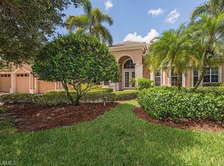 420 Terracina Way, Naples, FL 34119