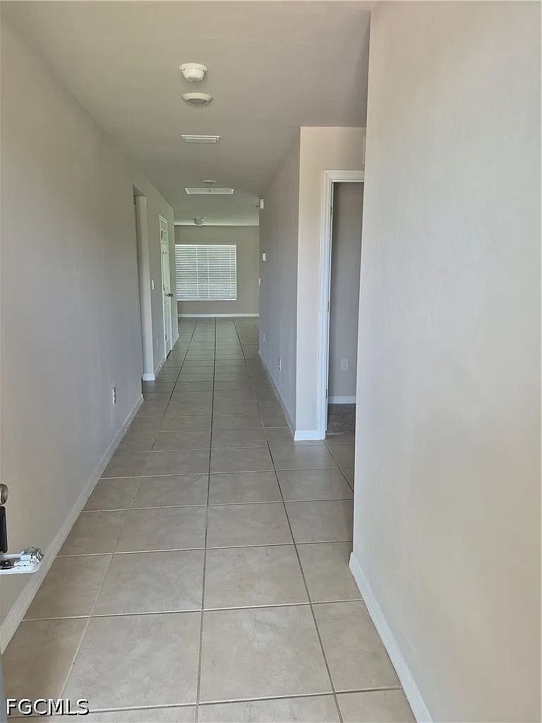 Building Photo - 8002 Vega Ct