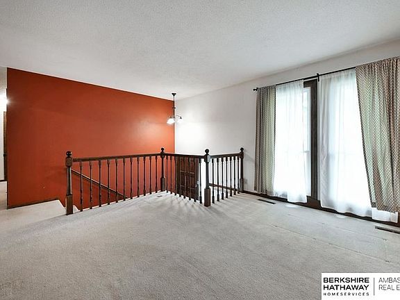 5th image of 13041 Patrick Cir