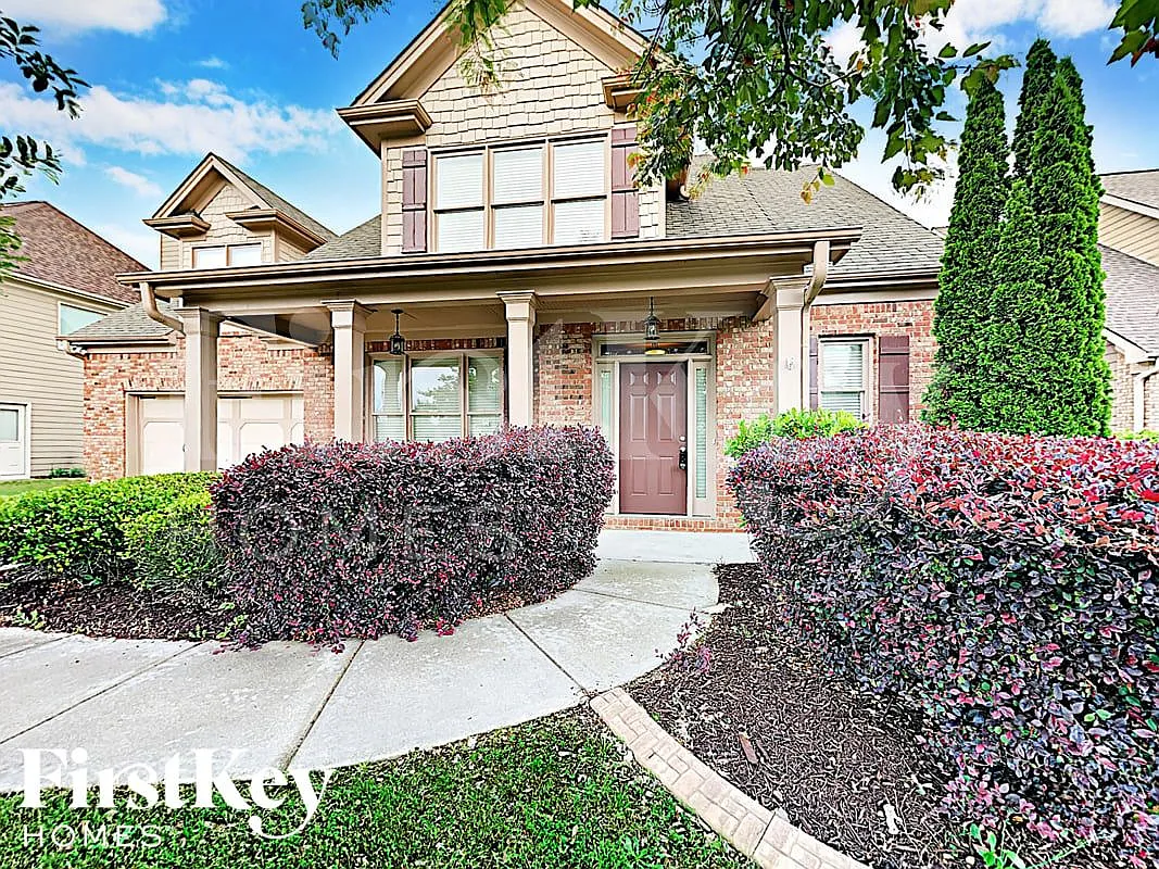 4 bed, 3.5 bath, 2846 sqft, $2,985 — Photo 1