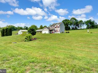 1304 Honeysuckle Hollow Rd, Elliottsburg, PA 17024