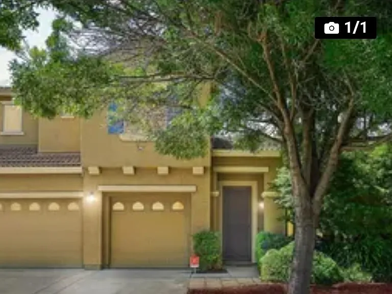 676 Whitfield Ln — Photo 1