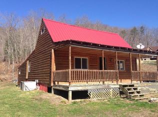 2488 Pecks Creek Rd, Stanton, KY 40380