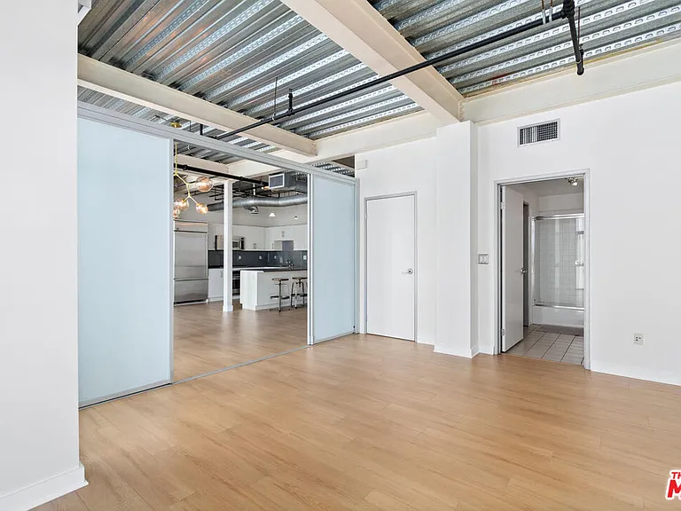 330 E 11th St #607 — Photo 15