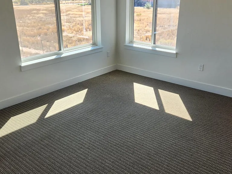 702 Chambers Ave #4B — Photo 7