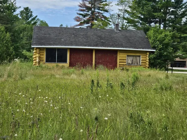 8146 Pine St, Germfask, MI 49836