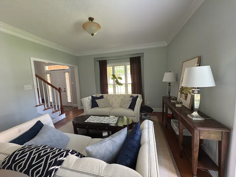 1108 Winterberry Ln — Photo 7