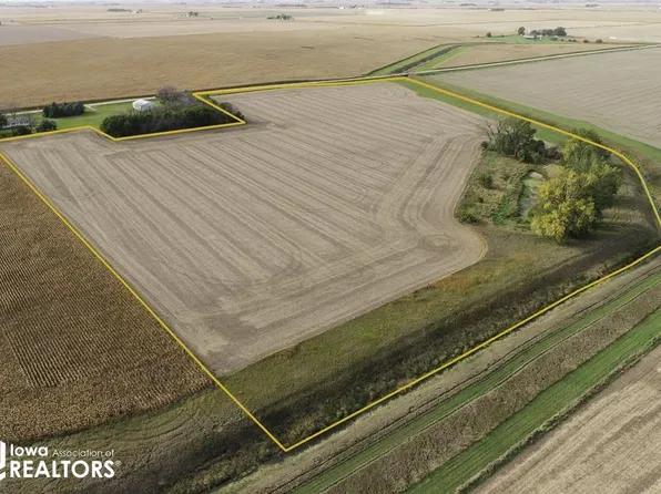 2564 Xenia Ave, Somers, IA 50586