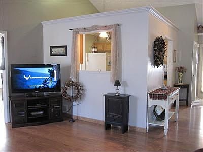 2nd image of 363 Chandler Ct