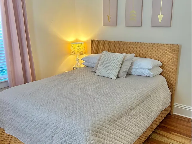 172 Cordova St #1 — Photo 4