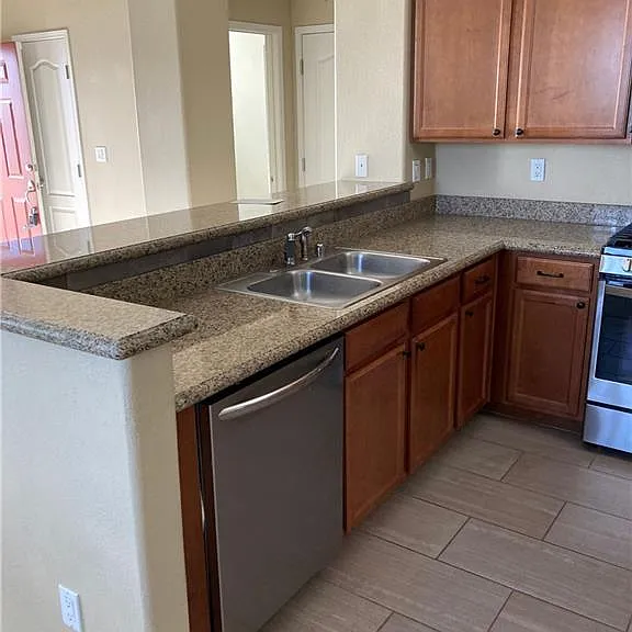 10224 Penrith Ave #202 — Photo 8