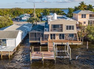 4220 Pine Island Rd NW, Matlacha, FL 33993