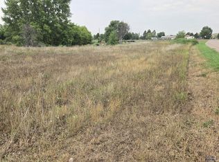 5906 Green Tree Dr, Rapid City, SD 57703