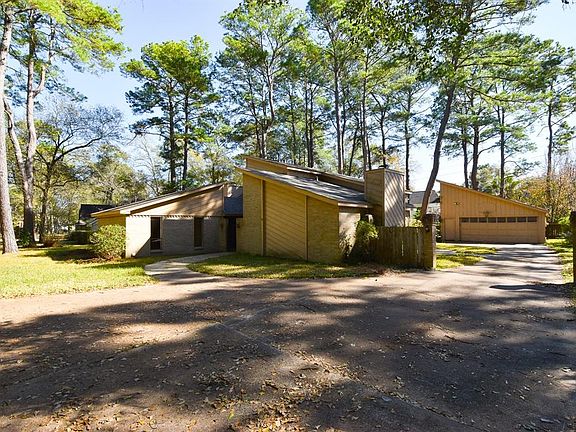 2nd image of 12123 Oak Park Dr