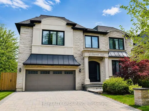 11 Chipstead Rd, Toronto, ON M3B 3E5