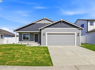 873 NE Laurel Springs Dr, Hermiston, OR 97838