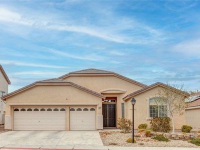 8500 Bandits Bluff Ave, Las Vegas, NV, 89143