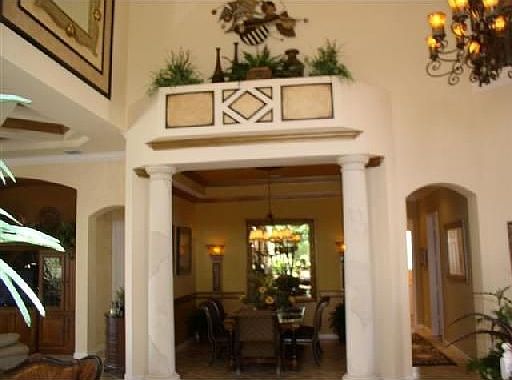 Columns-Formal Dining w/Roman Columns & Artistic Int. Design