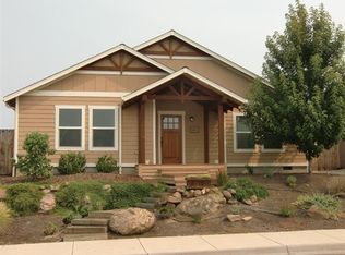 587 Barton Rd, Eagle Point, OR 97524