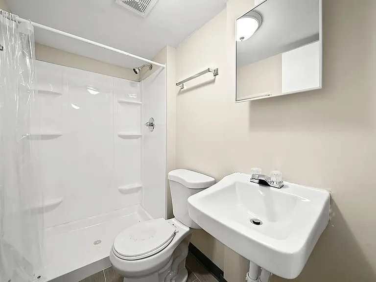 3131 W Augusta Blvd #G — Photo 10