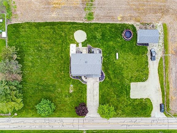 5th image of 2388 S Clayton Rd