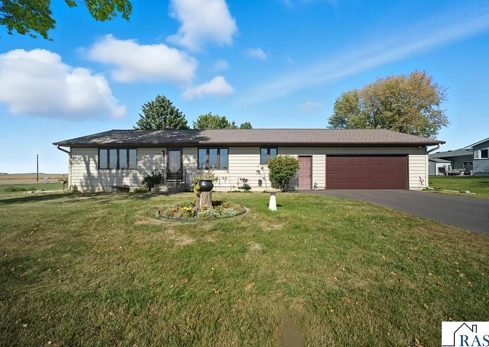 1st image of 706 Highland Dr