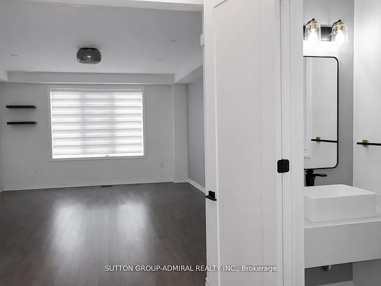 65 Barkerville Dr — Photo 5