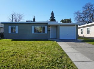 2040 Robert Way, Sacramento, CA 95825