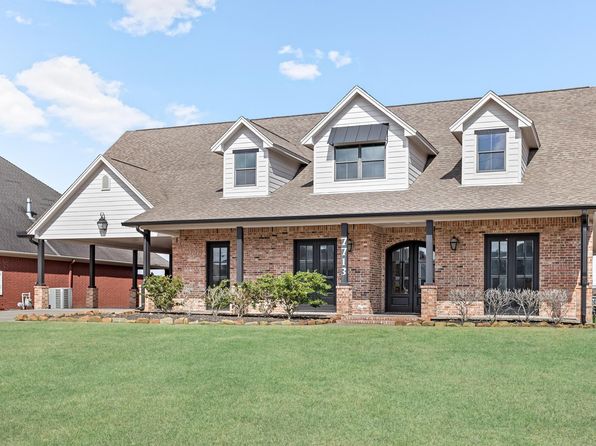 7713 Holmes Rd, Nederland, TX 77627