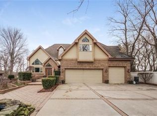 12918 Lake Point Pass, Van Buren Township, MI 48111