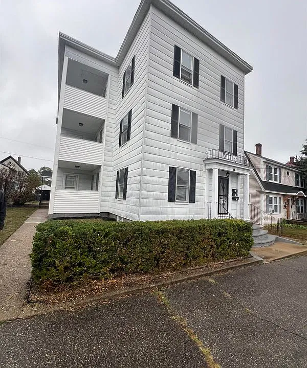 198 Alsace St #2
