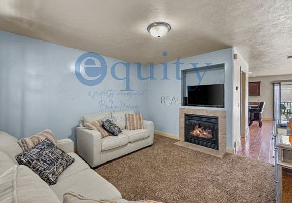 2nd image of 309 Dawson Ln