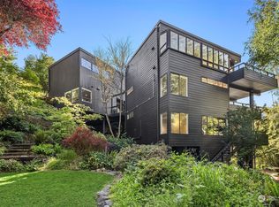 1926 NW 98th St, Seattle, WA 98117