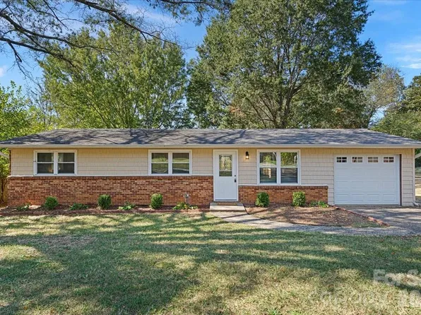 804 Princeton Dr, Kings Mountain, NC 28086