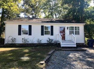 8611 Middle Rd, North Chesterfield, VA 23235