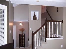 3rd image of 6901 Beaver Creek Ln