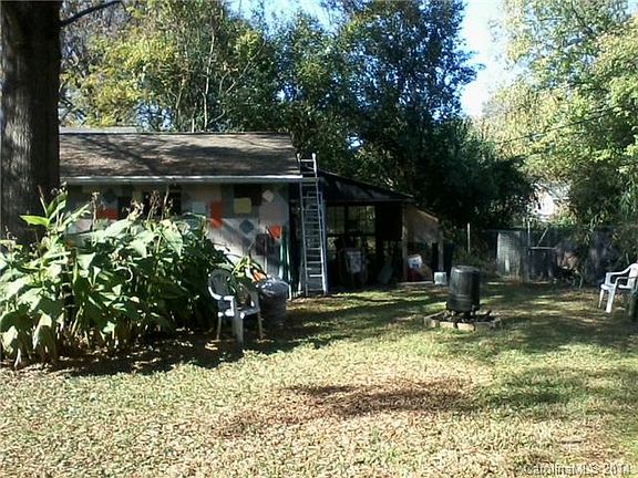 5th image of 4811 Elder Ave