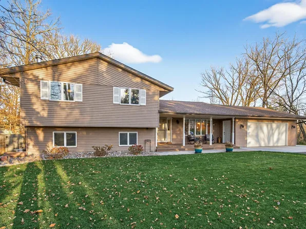 21369 Heath Ave N, Forest Lake, MN 55025