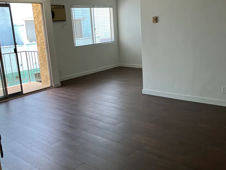 3329 Keystone Ave #6 — Photo 5