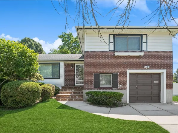 6 Sylvia Road, Plainview, NY 11803