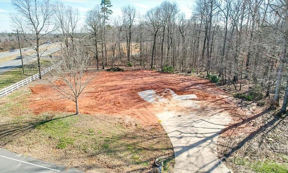 1st image of 5501 Dogwood Blvd