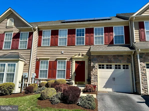 1557 Heritage Ln, York, PA 17403