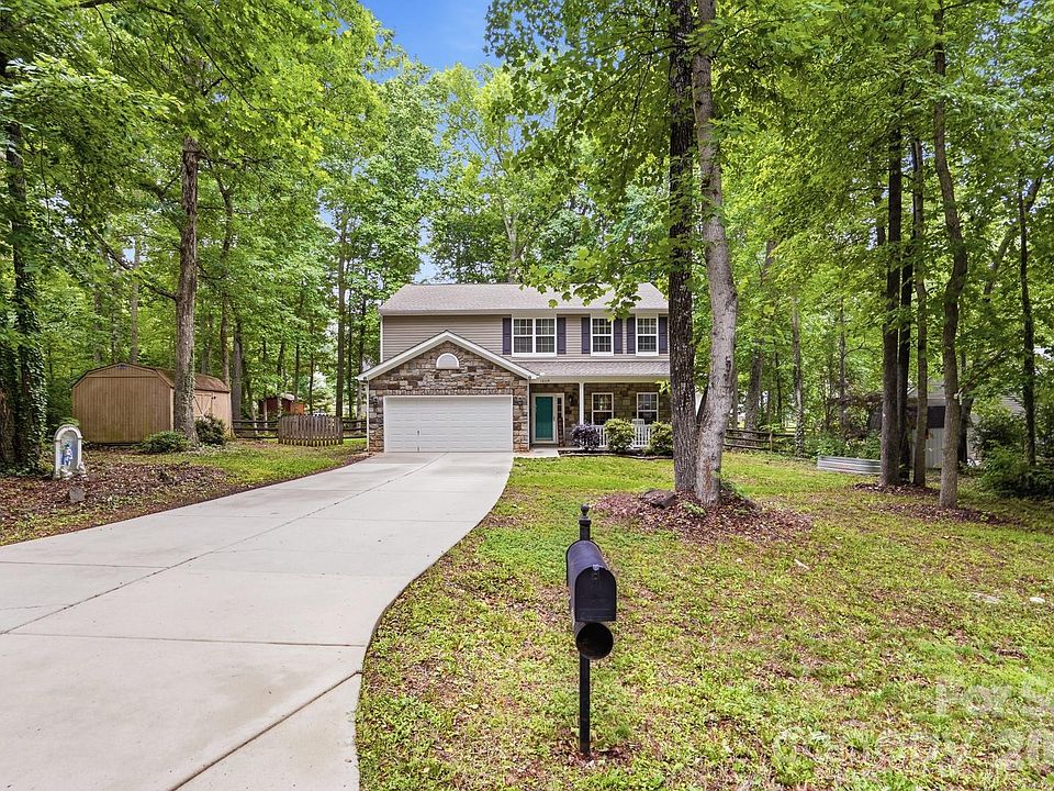 1st image of 12119 Canal Dr