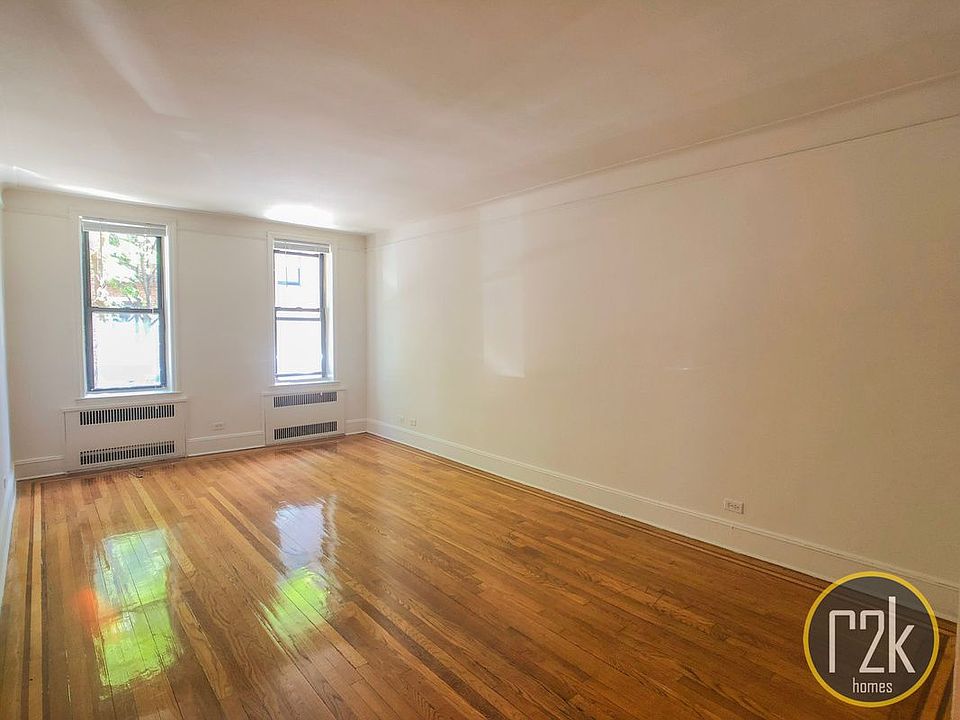 1st image of 2816 34th St #1J