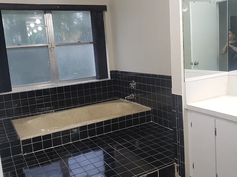 1815 NW 56th Ter #15 — Photo 9