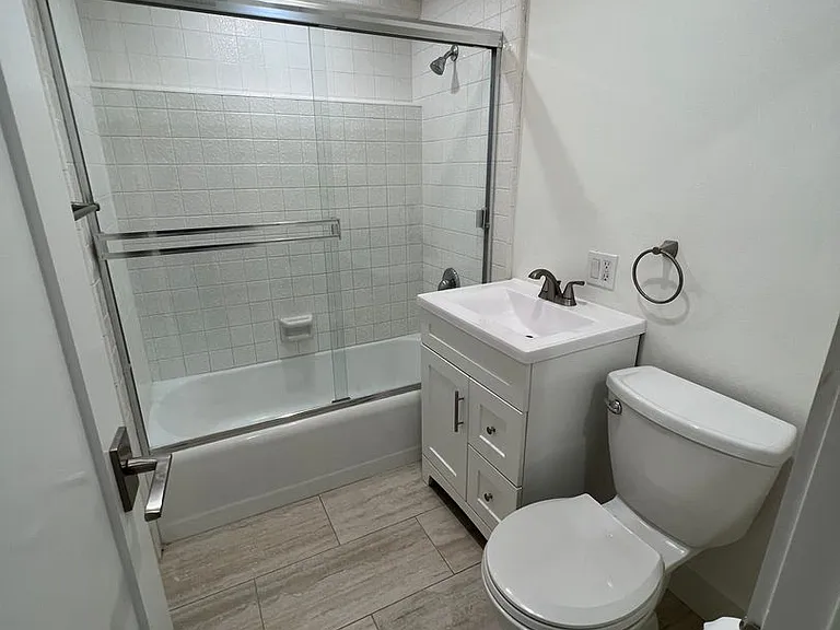 1164 Shelburn Ln — Photo 11