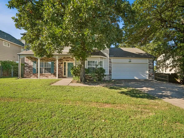 3726 S Rolling Oaks Dr, Tulsa, OK 74107