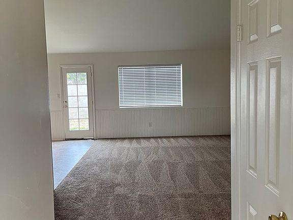 4th image of 5002 Canyon Peak Dr