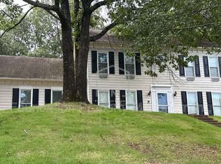 8559 Chippingham Dr, Cordova, TN 38016