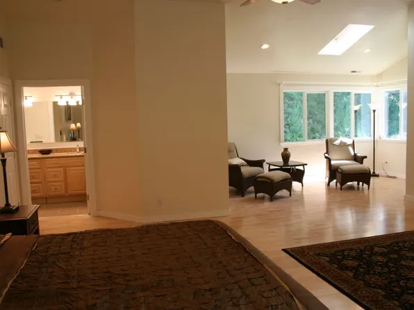 (undisclosed Address), Santa Cruz, CA 95060